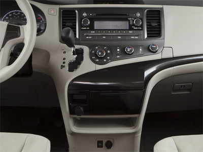 2012 Toyota Sienna XLE 7 Passenger