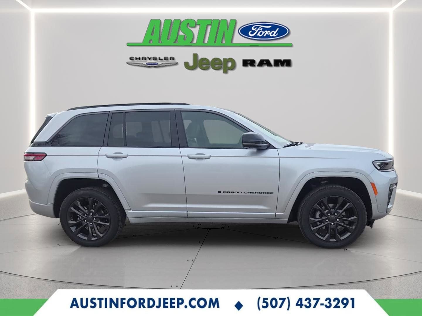 2026 Jeep Grand Cherokee GRAND CHEROKEE LIMITED RESERVE 4X4