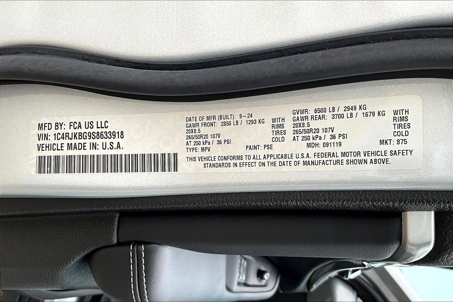 2025 Jeep Grand Cherokee GRAND CHEROKEE L LIMITED 4X4