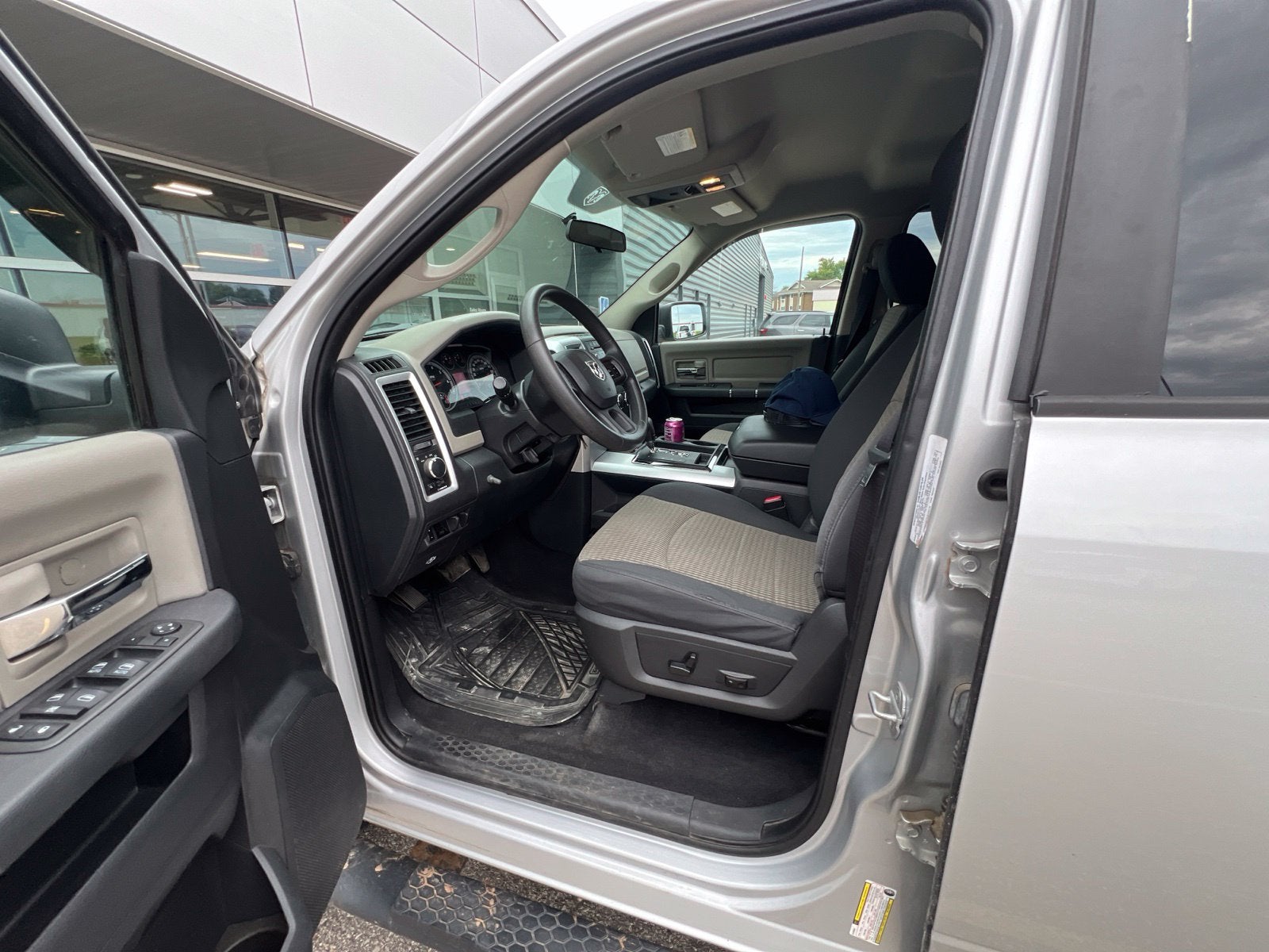 2012 RAM 1500 SLT