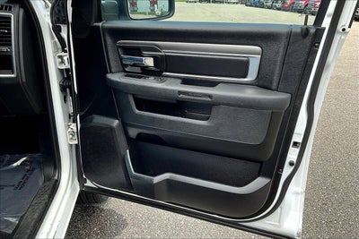 2022 RAM 1500 Classic Warlock Quad Cab 4x4 6'4' Box