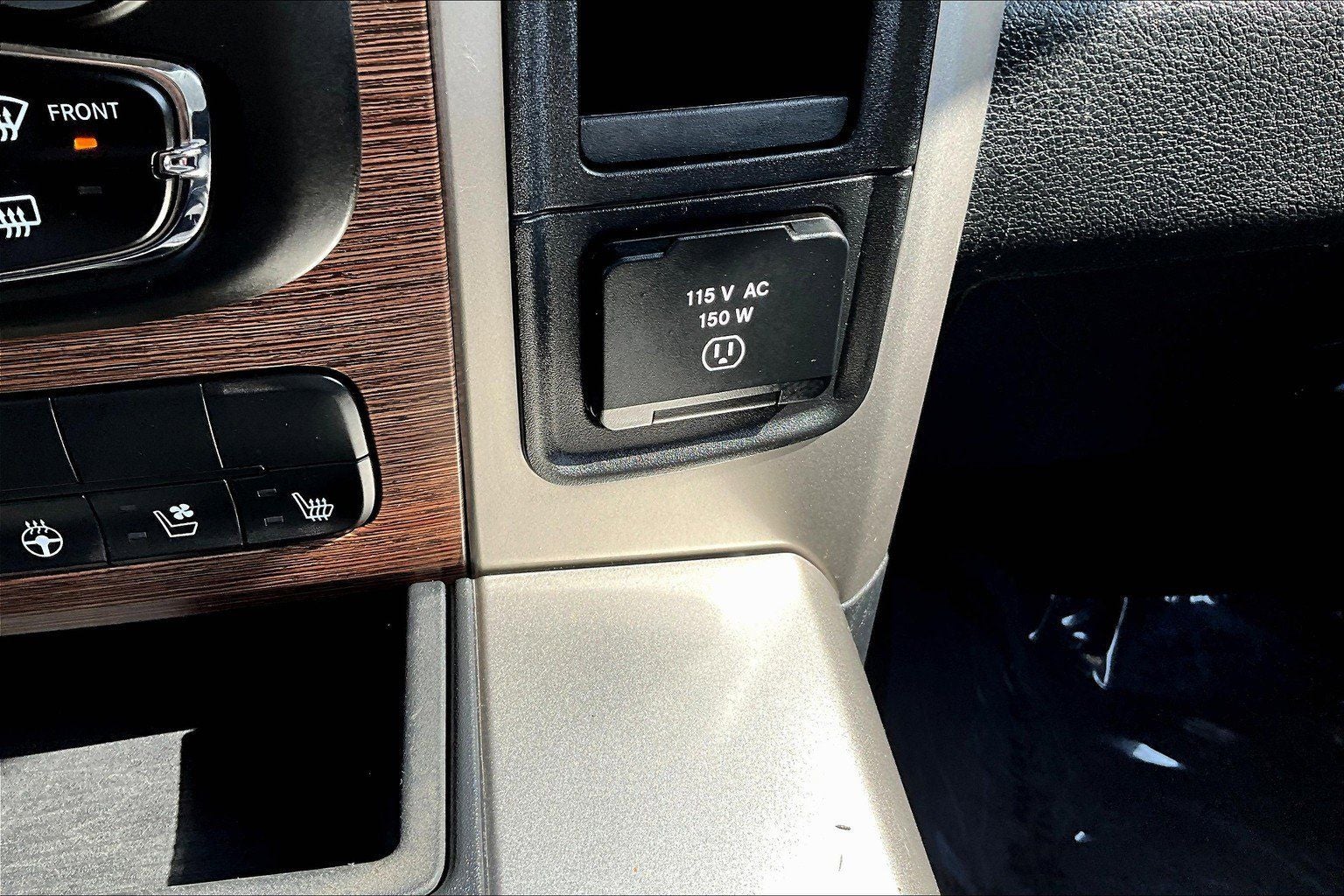 2016 RAM 1500 Laramie