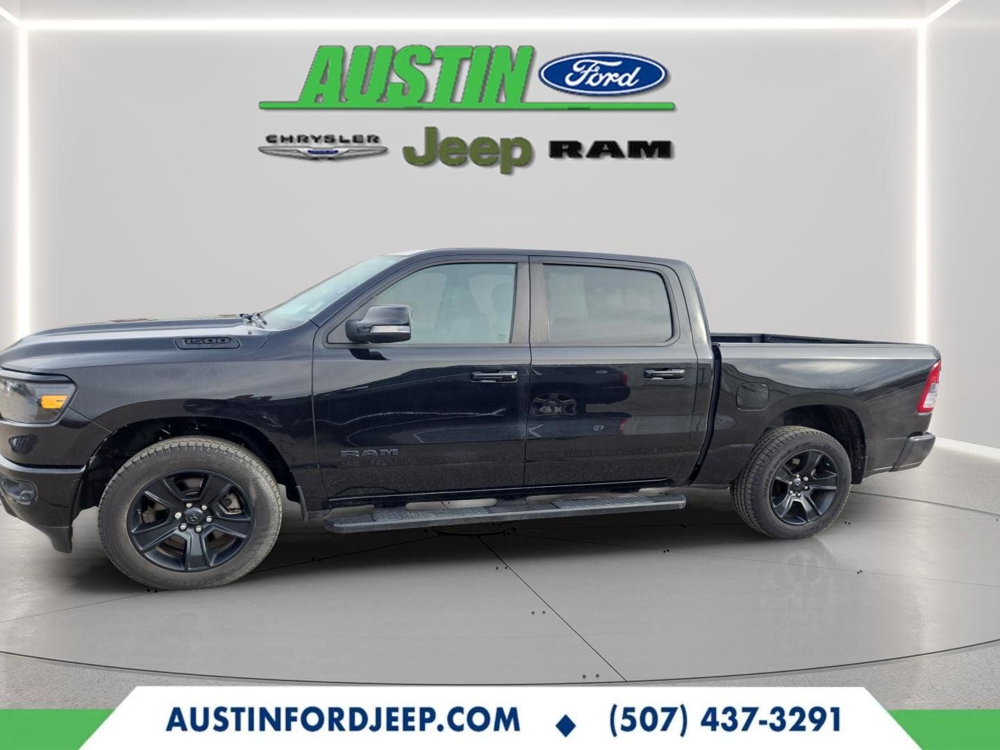 2020 RAM 1500 Big Horn Crew Cab 4x4 5'7' Box