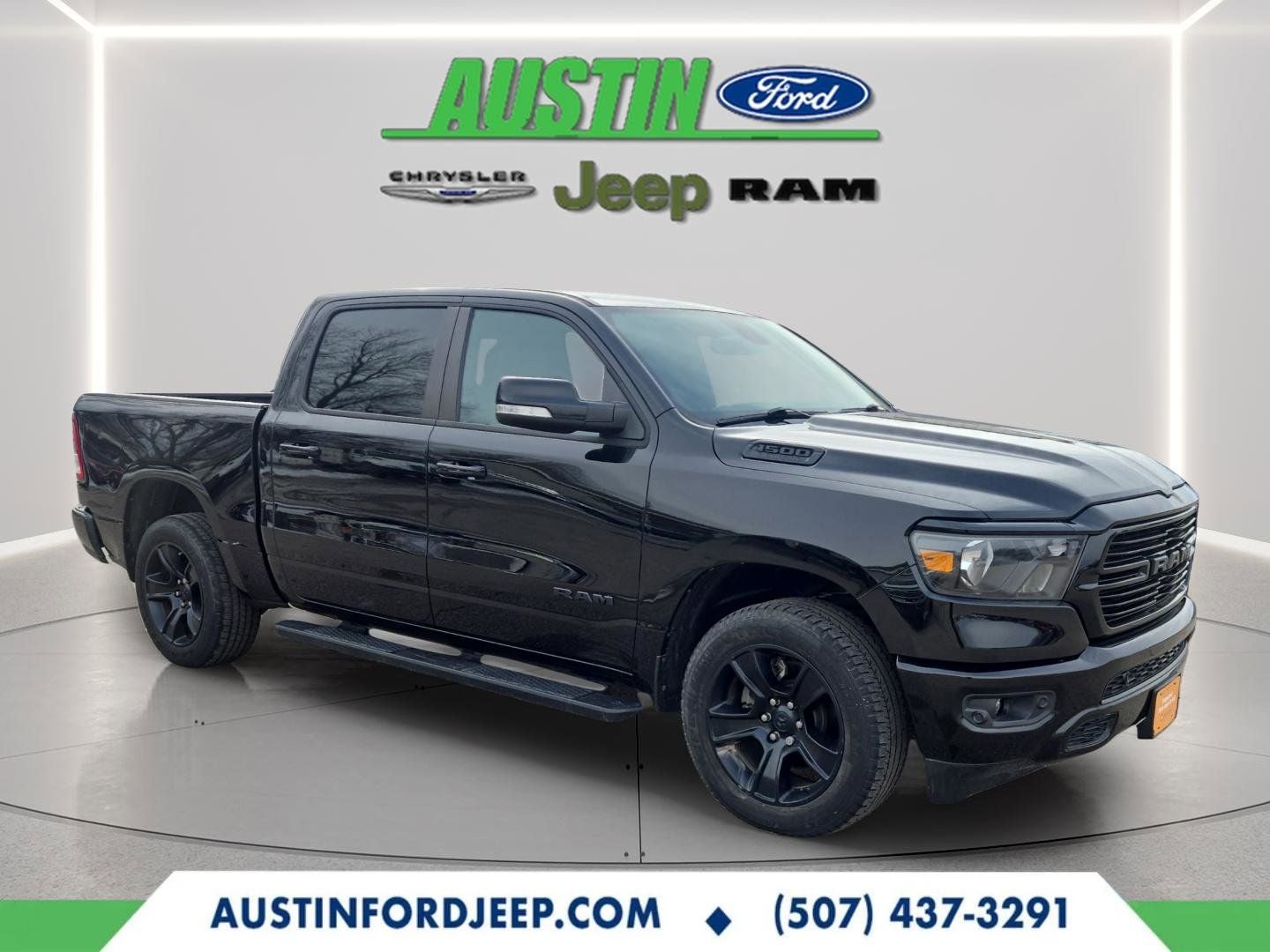 2020 RAM 1500 Big Horn Crew Cab 4x4 5'7' Box