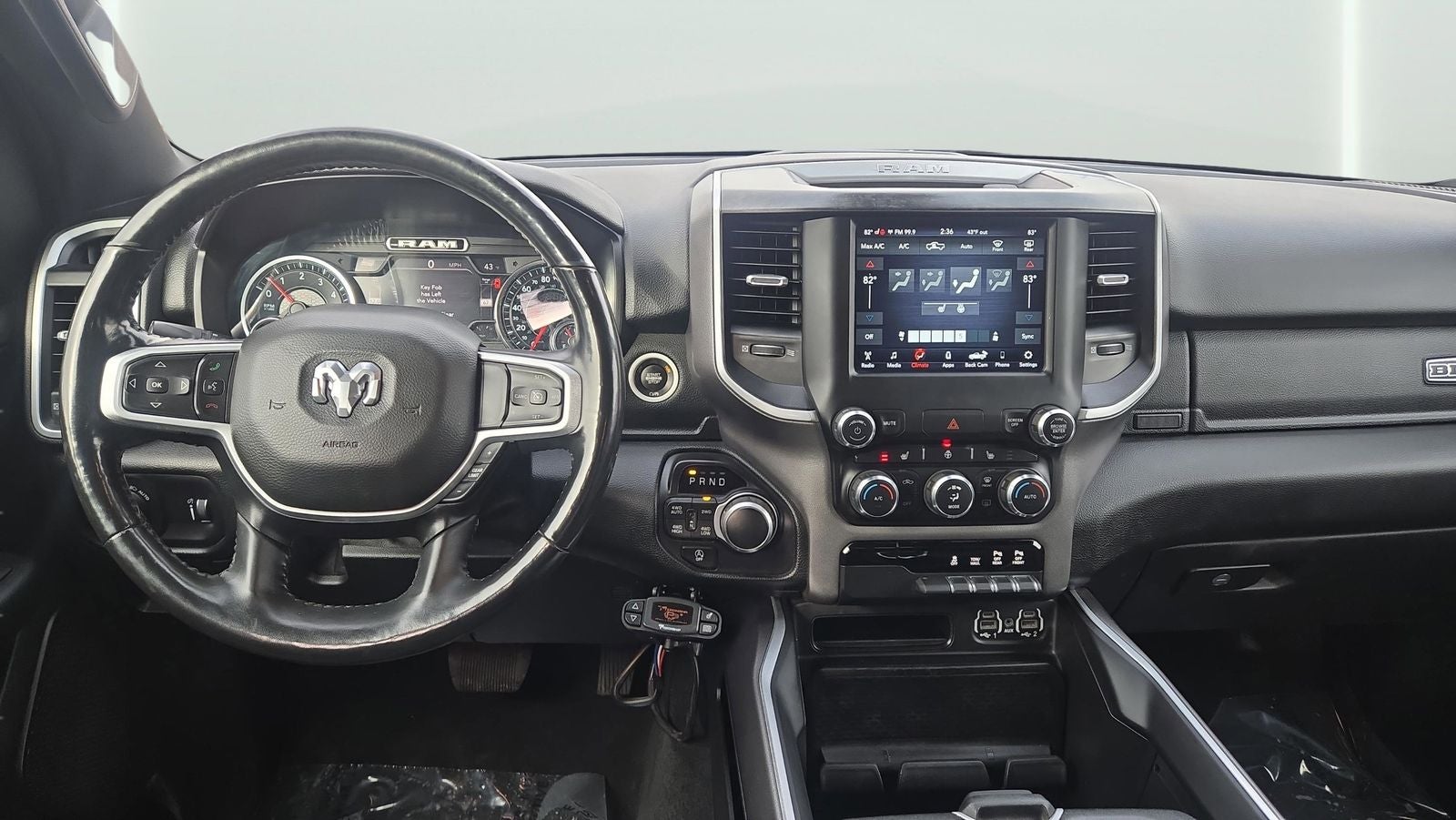 2020 RAM 1500 Big Horn Crew Cab 4x4 5'7' Box