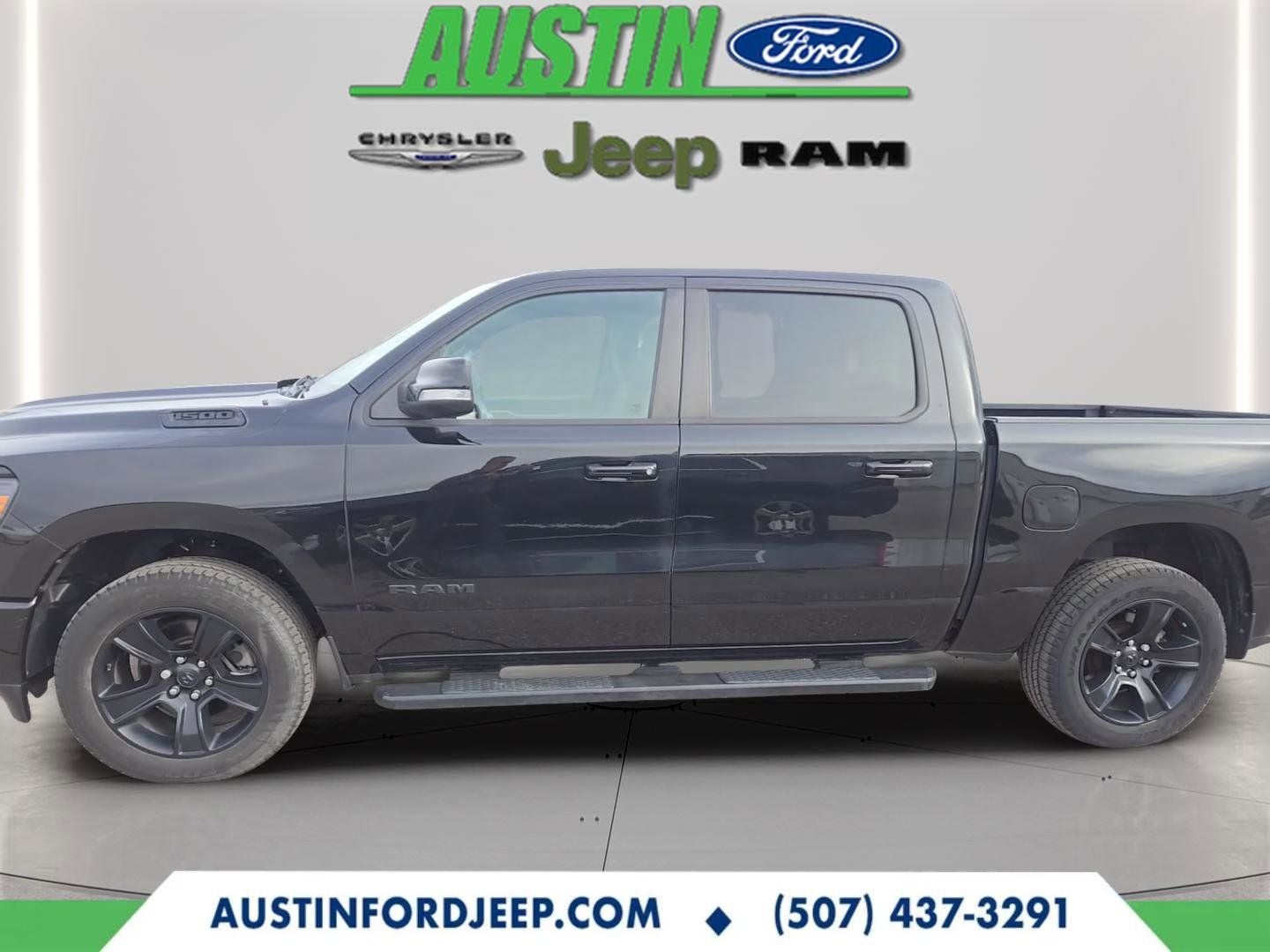 2020 RAM 1500 Big Horn Crew Cab 4x4 5'7' Box