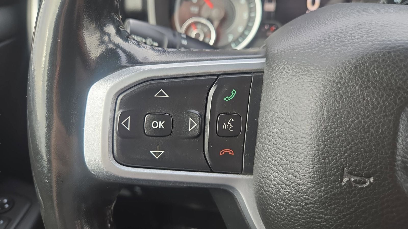 2020 RAM 1500 Big Horn Crew Cab 4x4 5'7' Box