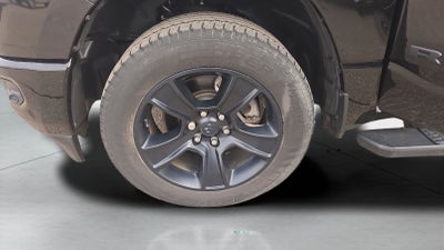 2020 RAM 1500 Big Horn Crew Cab 4x4 5'7' Box