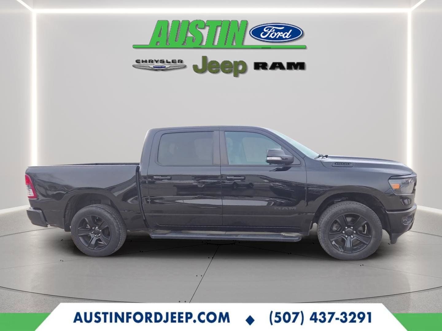 2020 RAM 1500 Big Horn Crew Cab 4x4 5'7' Box