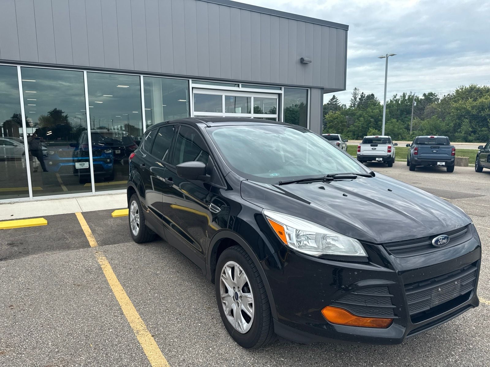 2016 Ford Escape S