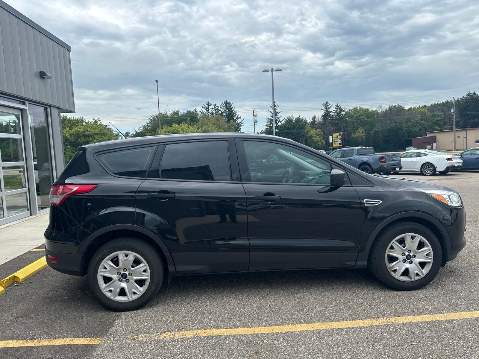 2016 Ford Escape S