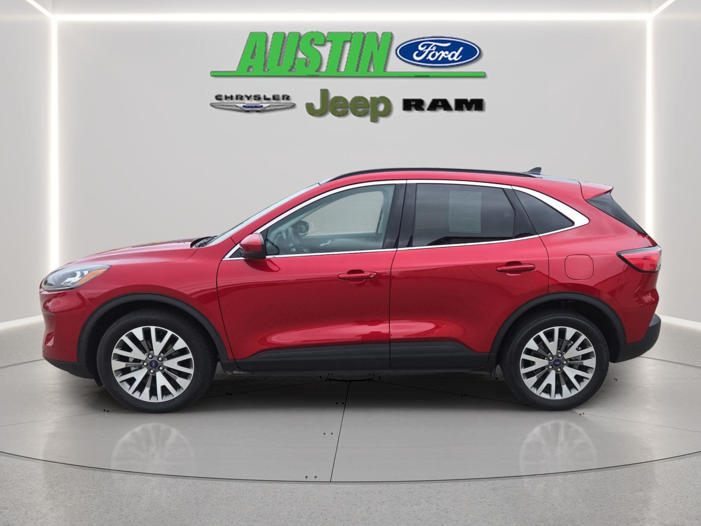 2022 Ford Escape Titanium