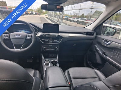 2022 Ford Escape Titanium