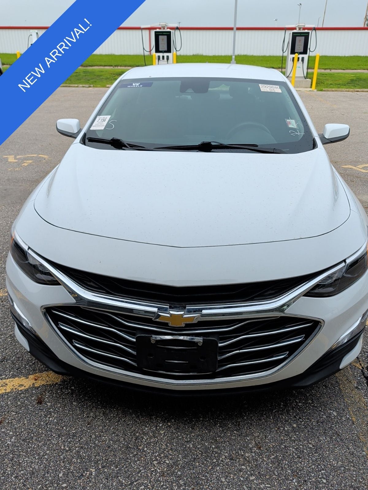 2022 Chevrolet Malibu FWD 1FL