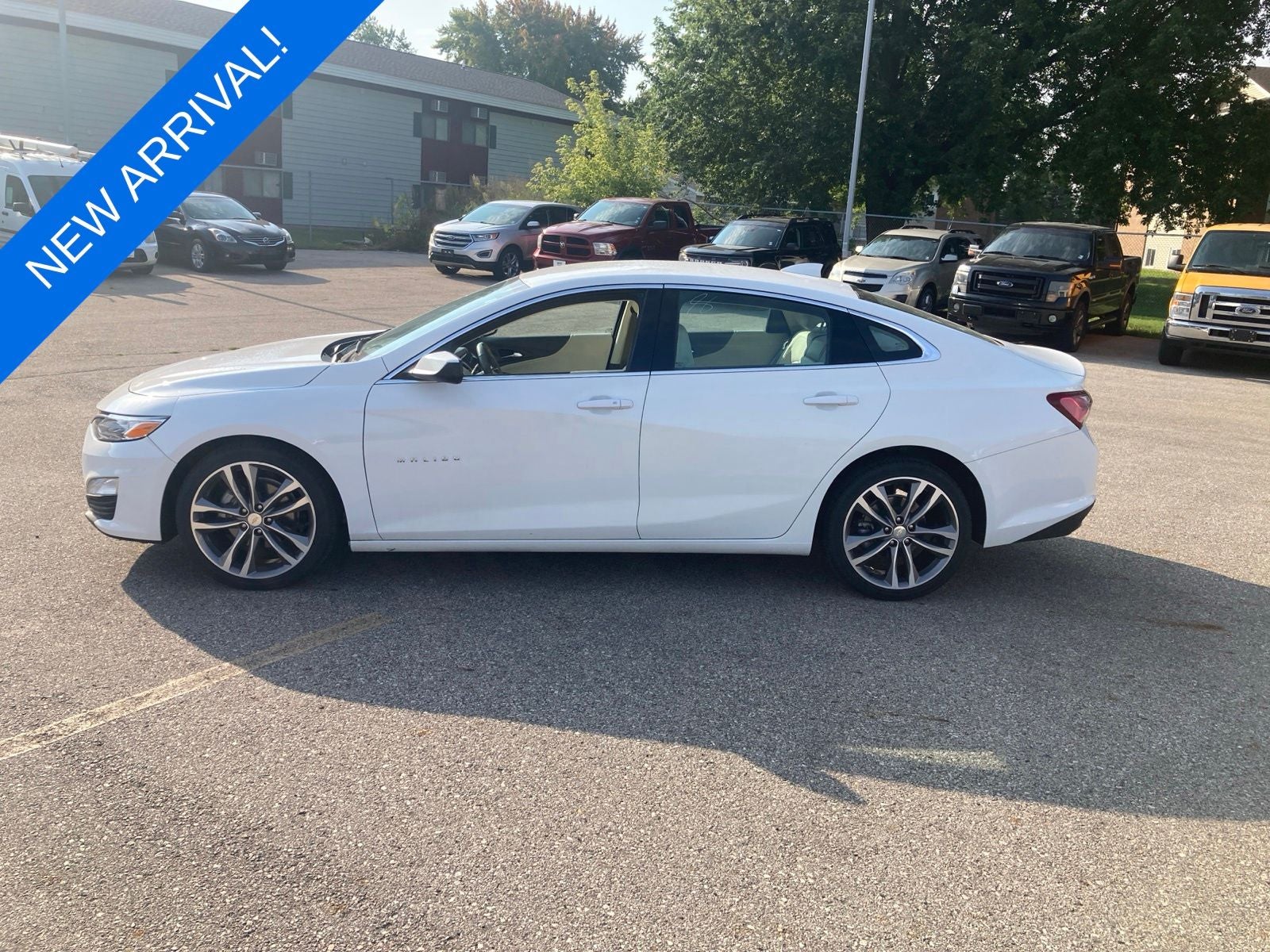 2024 Chevrolet Malibu FWD 2LT