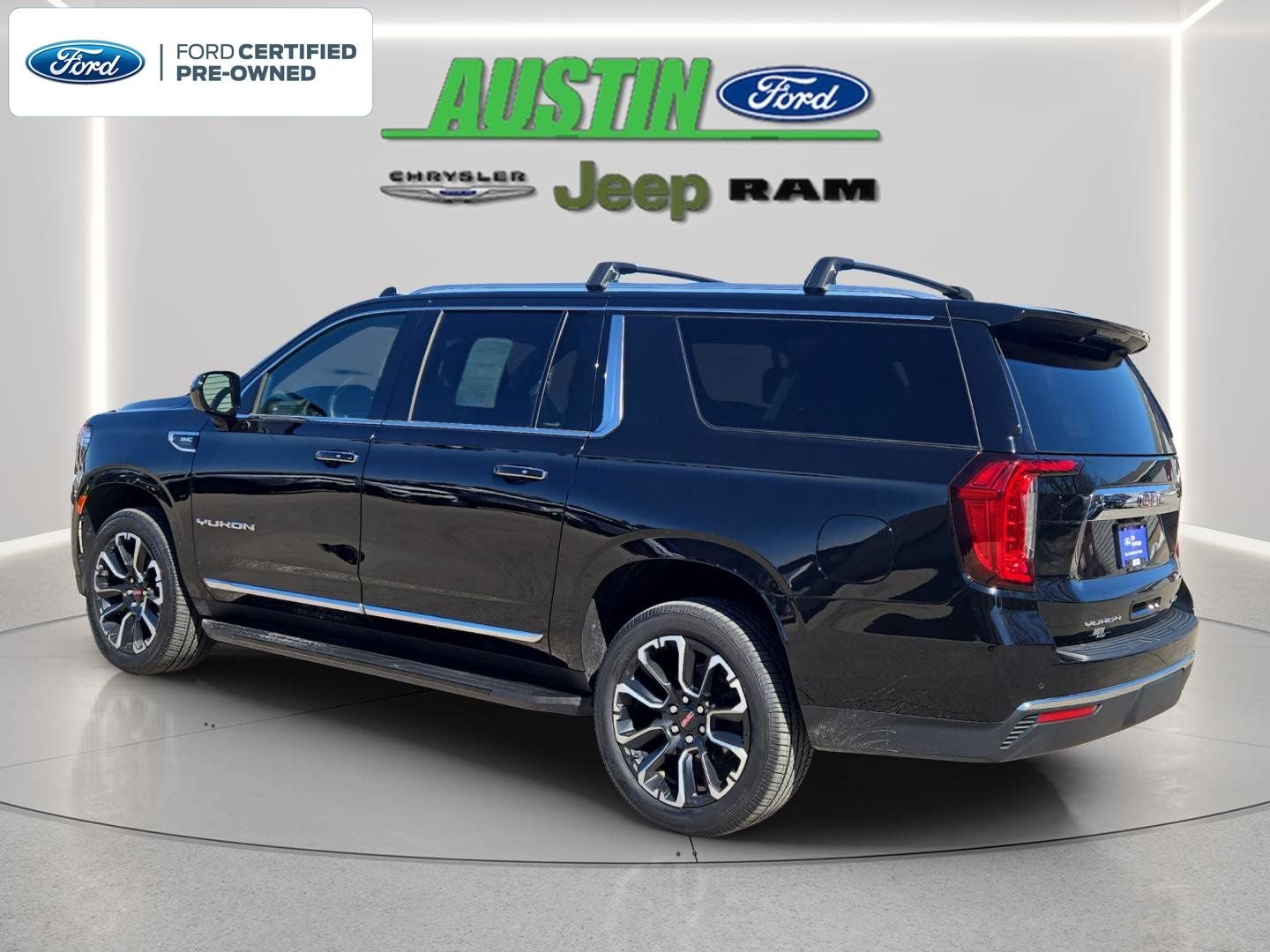 2023 GMC Yukon XL 4WD SLT