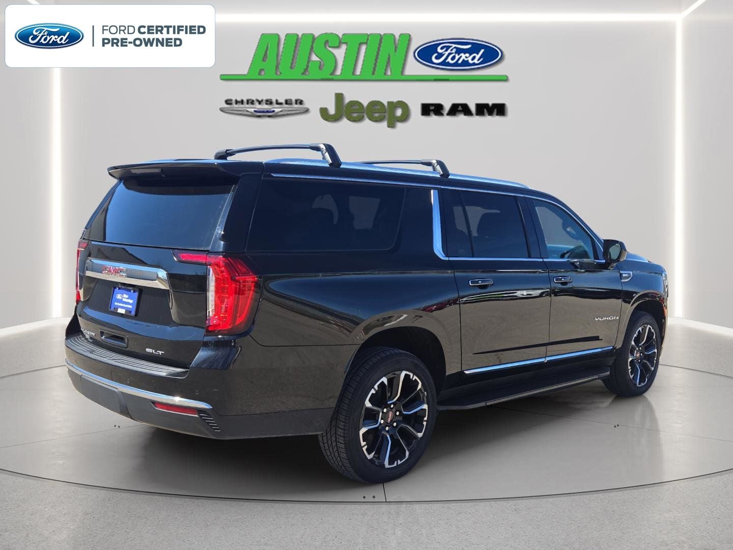 2023 GMC Yukon XL 4WD SLT
