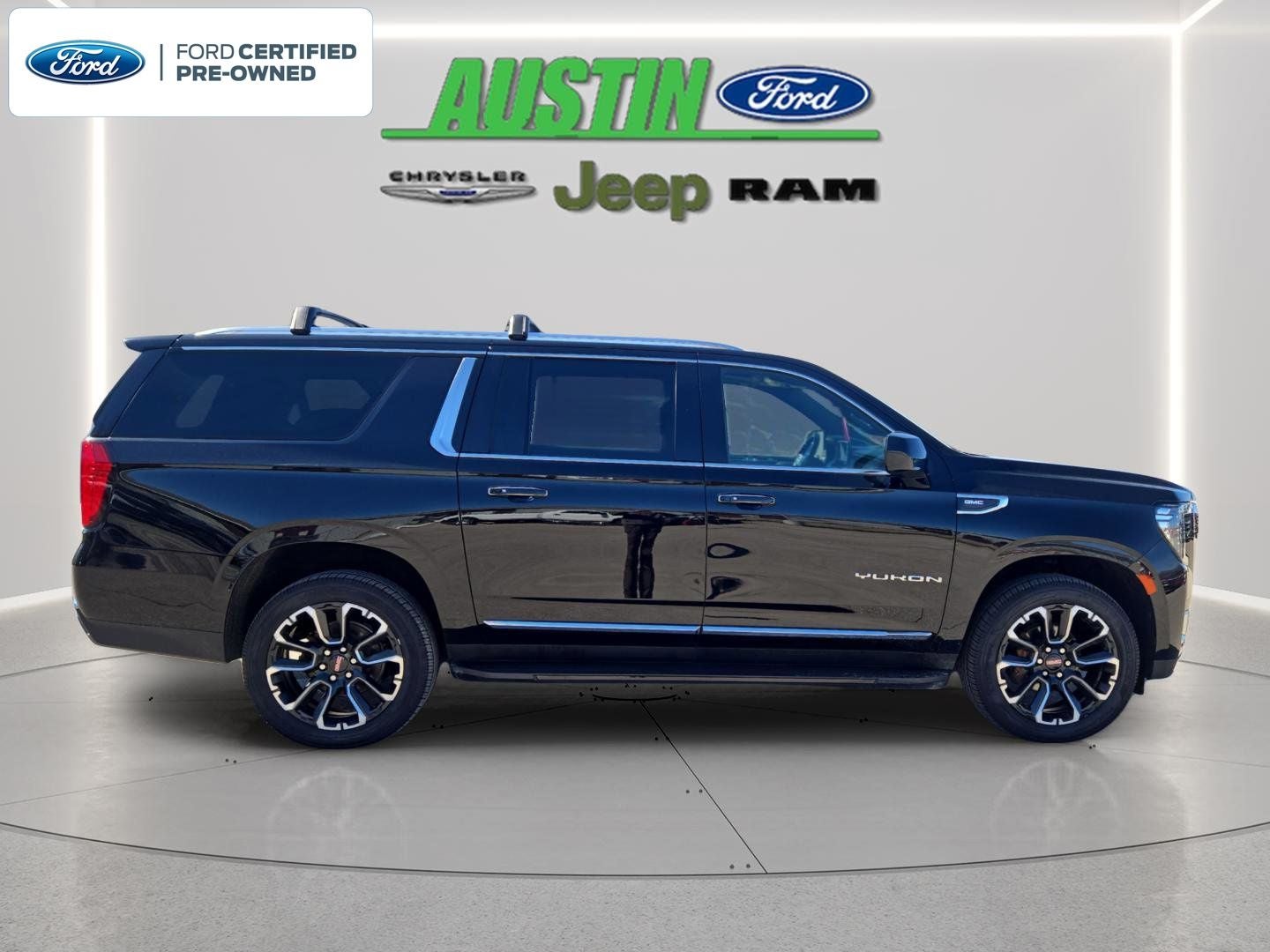 2023 GMC Yukon XL 4WD SLT