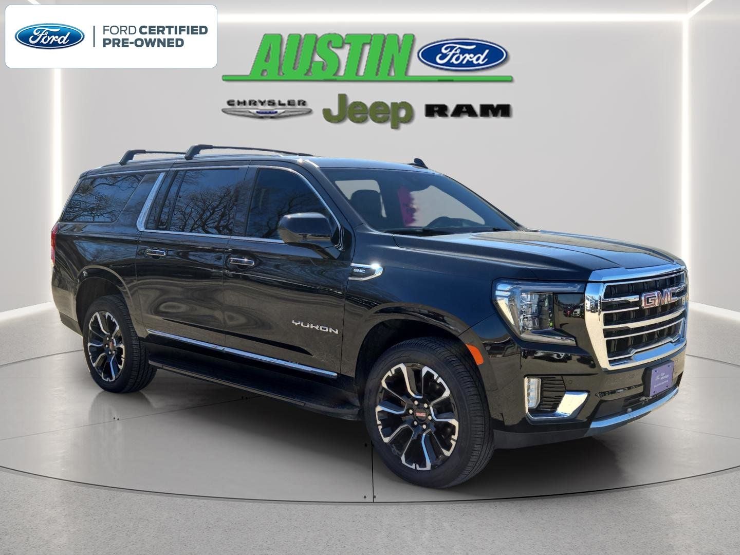 2023 GMC Yukon XL 4WD SLT