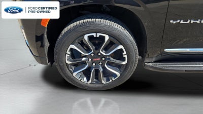 2023 GMC Yukon XL 4WD SLT