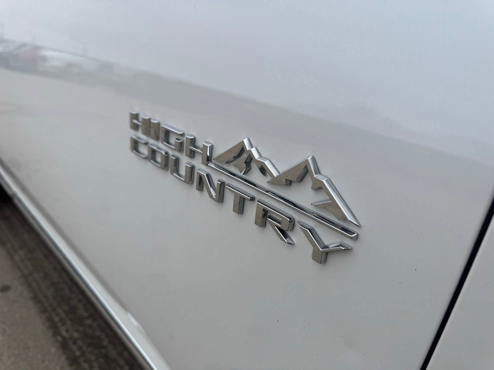 2022 Chevrolet Traverse AWD High Country