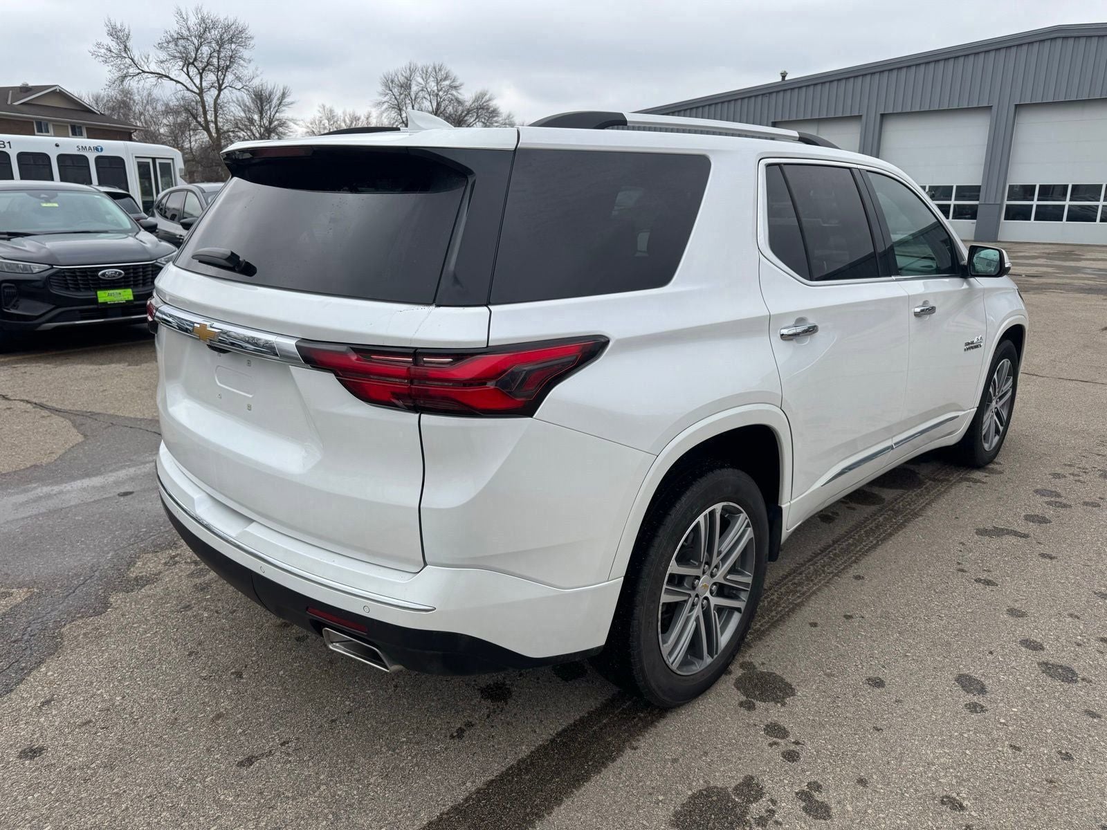 2022 Chevrolet Traverse AWD High Country