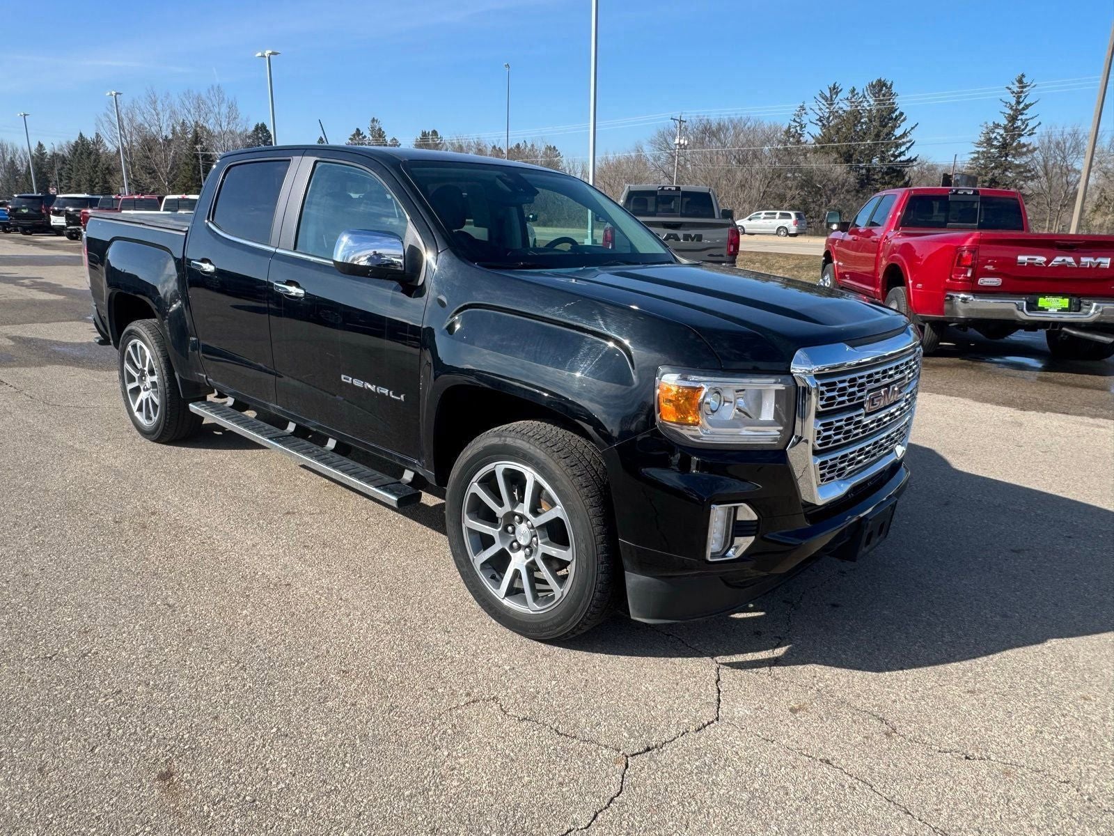 2022 GMC Canyon 4WD Crew Cab Short Box Denali