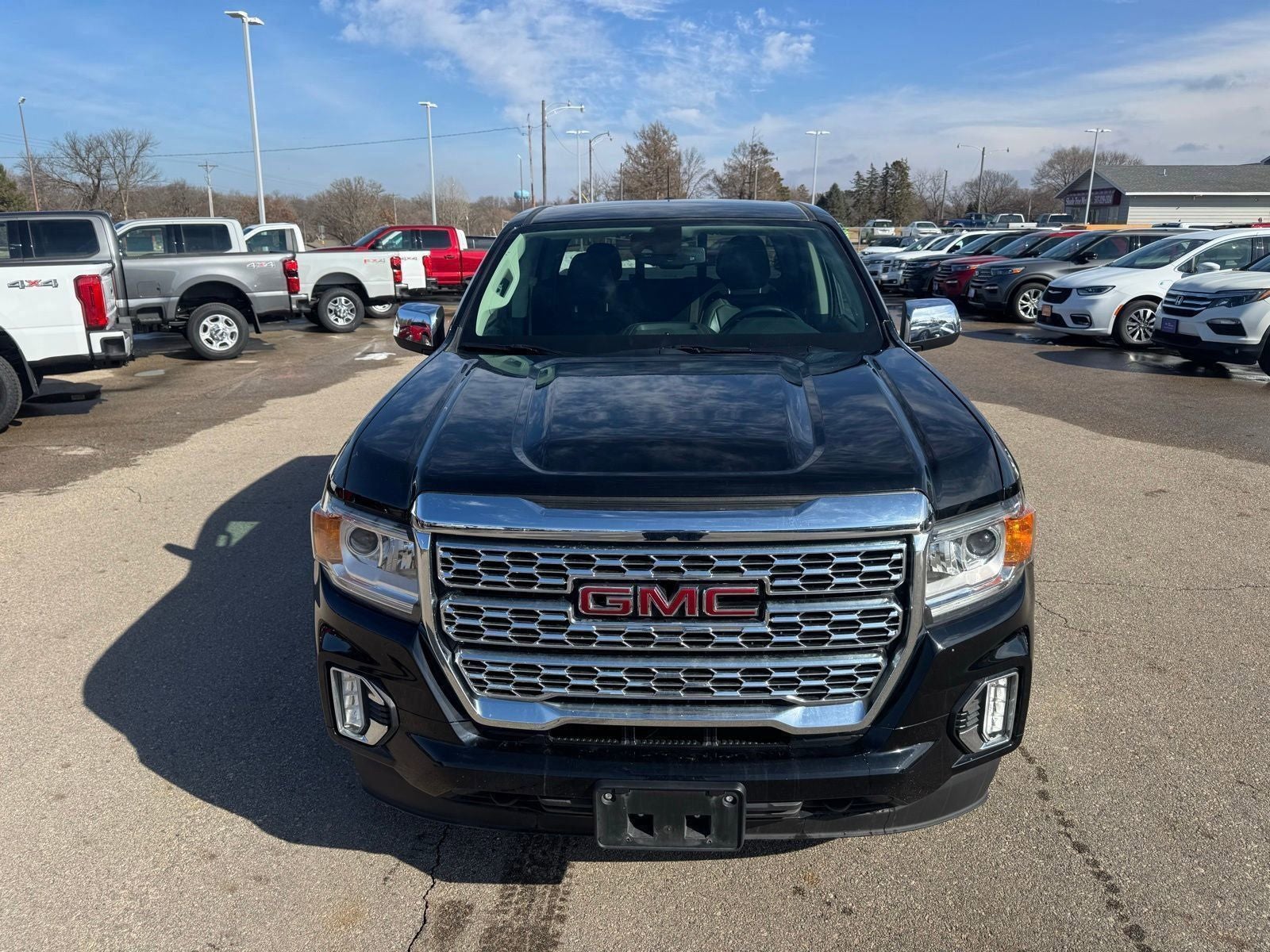2022 GMC Canyon 4WD Crew Cab Short Box Denali