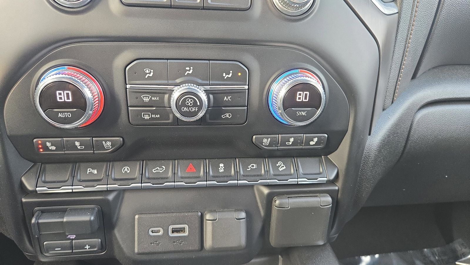 2021 GMC Sierra 1500 4WD Crew Cab Short Box AT4