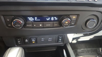 2025 Nissan Frontier Crew Cab SL 4x4