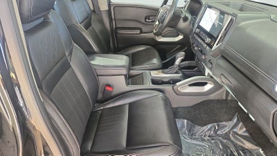 2025 Nissan Frontier Crew Cab SL 4x4
