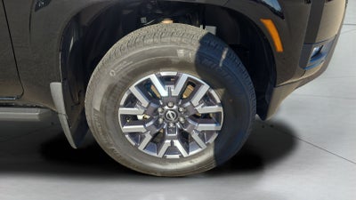 2025 Nissan Frontier Crew Cab SL 4x4