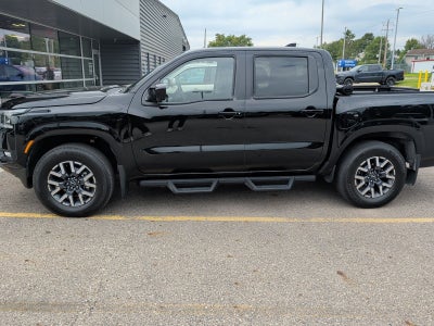 2025 Nissan Frontier Crew Cab SL 4x4