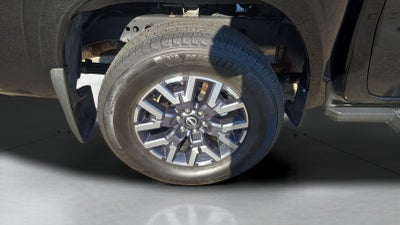 2025 Nissan Frontier Crew Cab SL 4x4