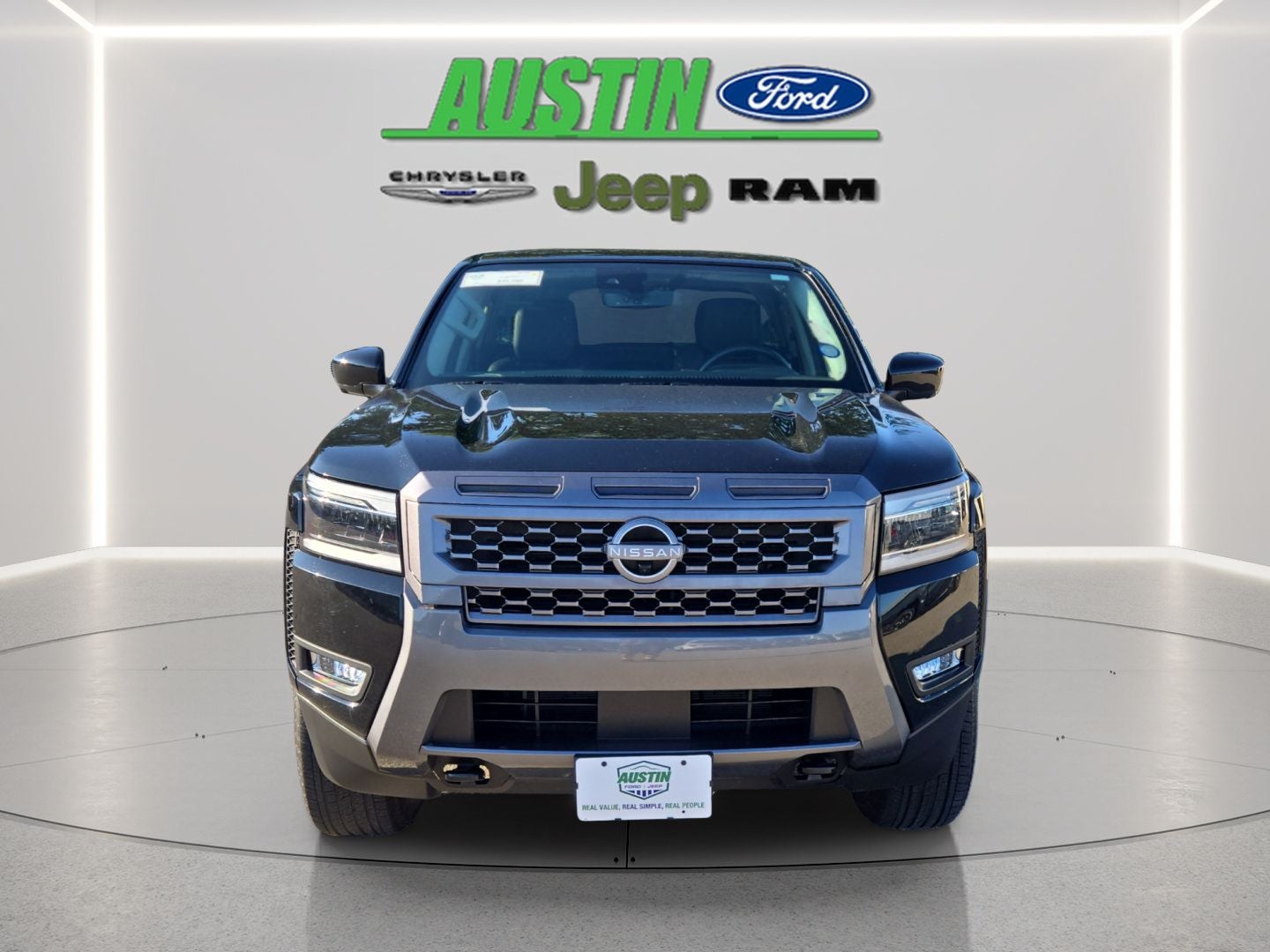 2025 Nissan Frontier Crew Cab SL 4x4