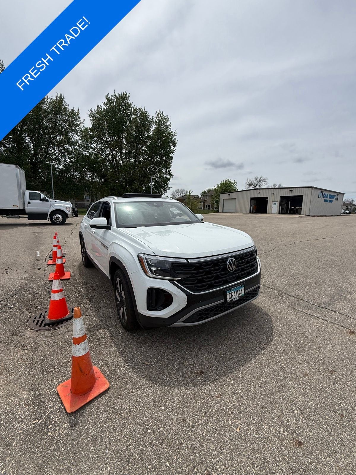 2024 Volkswagen Atlas Cross Sport 2.0T SE w/Technology