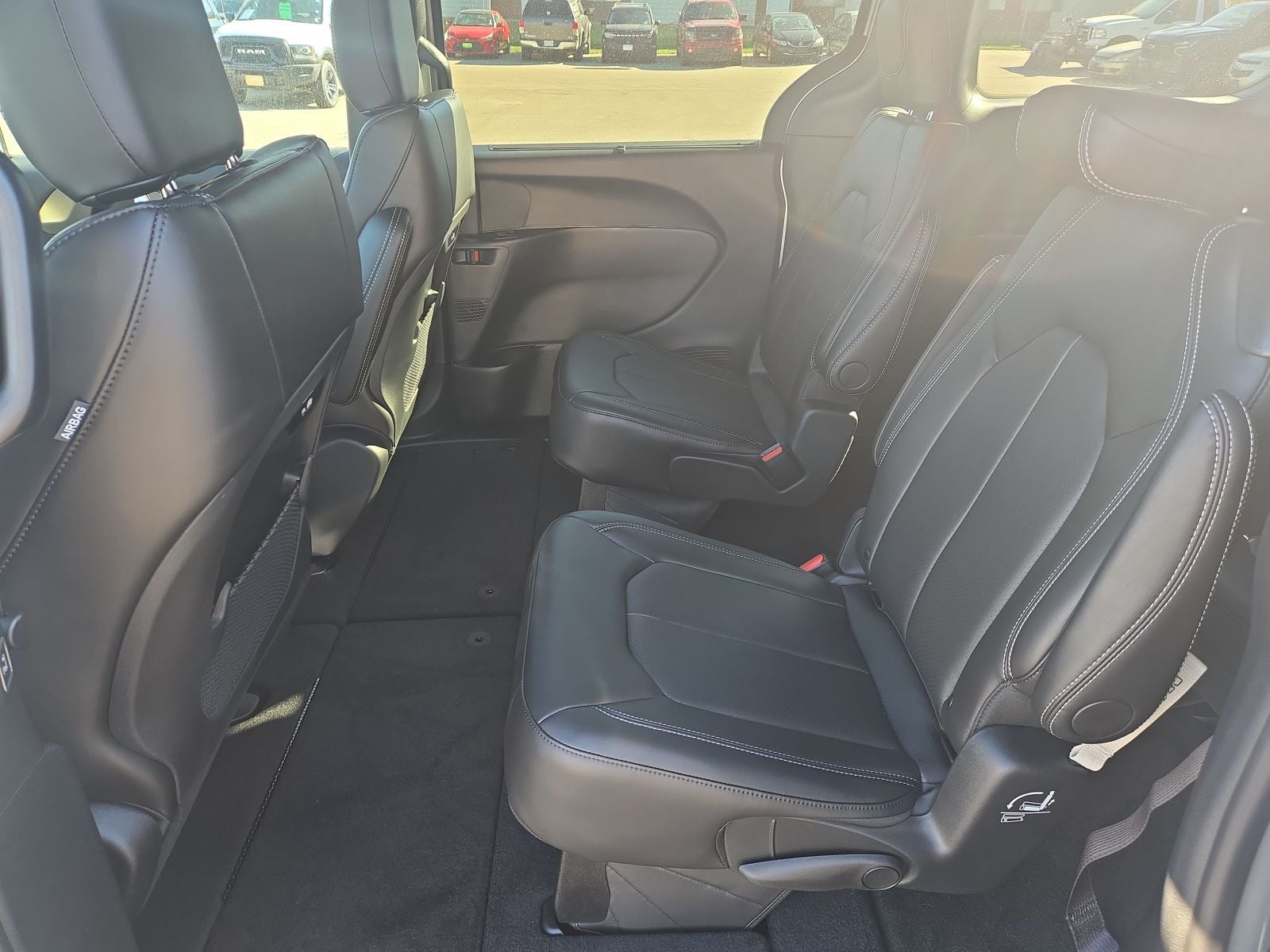 2026 Chrysler Pacifica PACIFICA SELECT AWD