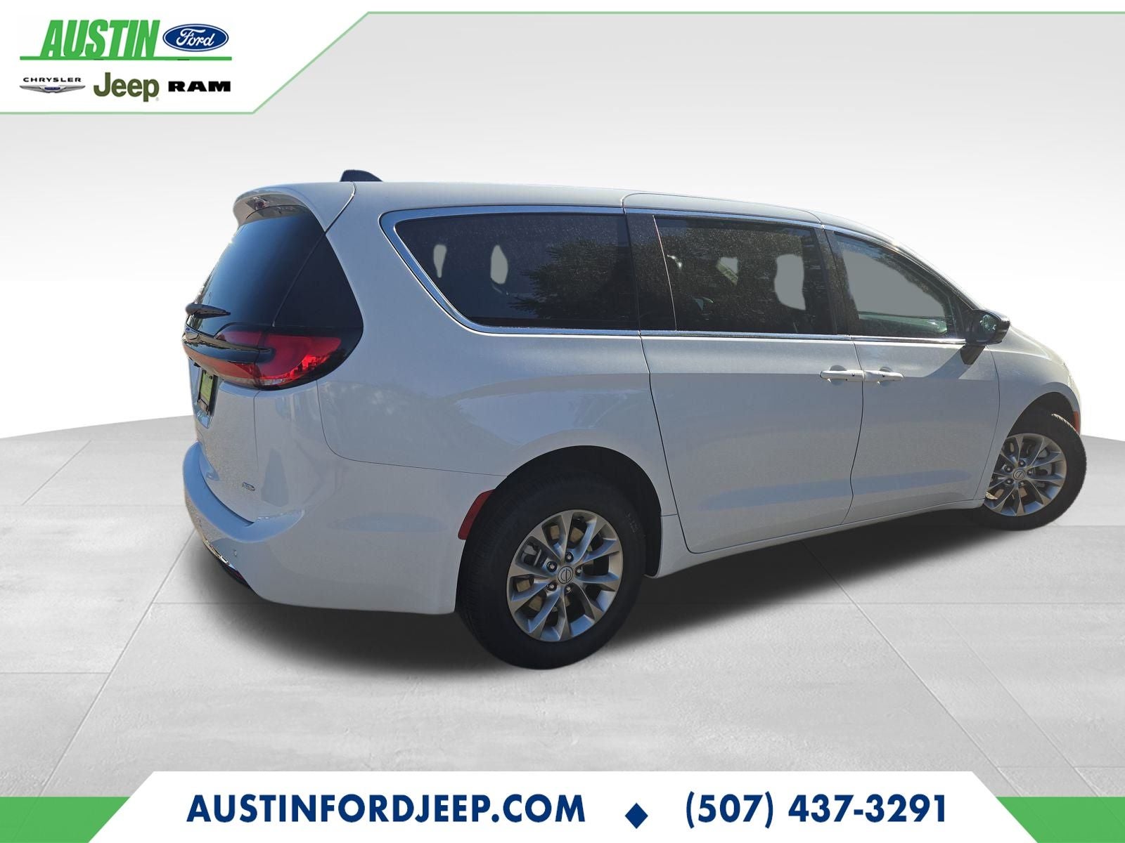 2026 Chrysler Pacifica PACIFICA SELECT AWD