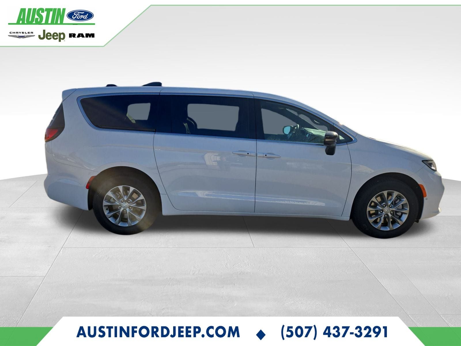 2026 Chrysler Pacifica PACIFICA SELECT AWD