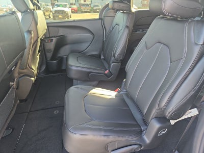 2026 Chrysler Pacifica PACIFICA SELECT AWD