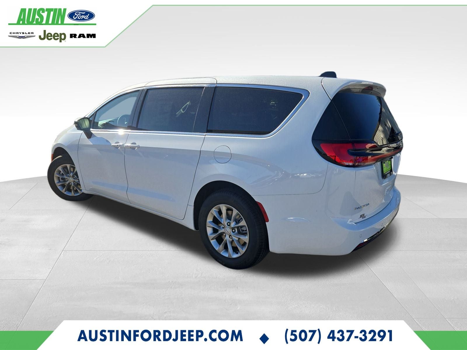 2026 Chrysler Pacifica PACIFICA SELECT AWD
