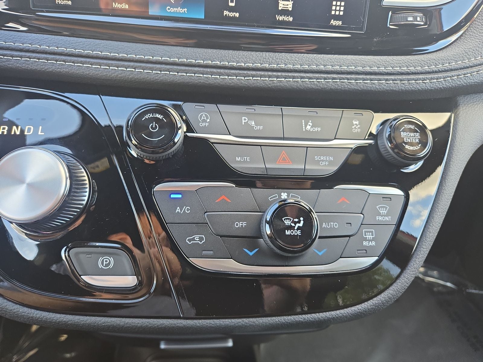 2026 Chrysler Pacifica PACIFICA SELECT AWD