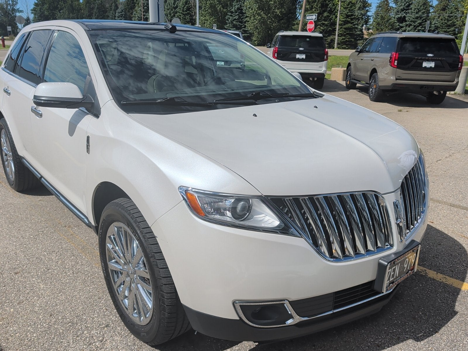 2015 Lincoln MKX Base