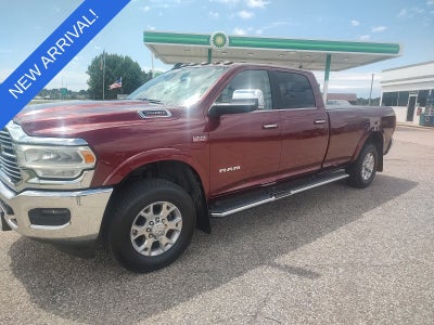 2019 RAM 3500 Laramie Crew Cab 4x4 8' Box