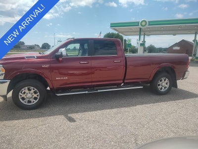 2019 RAM 3500 Laramie Crew Cab 4x4 8' Box