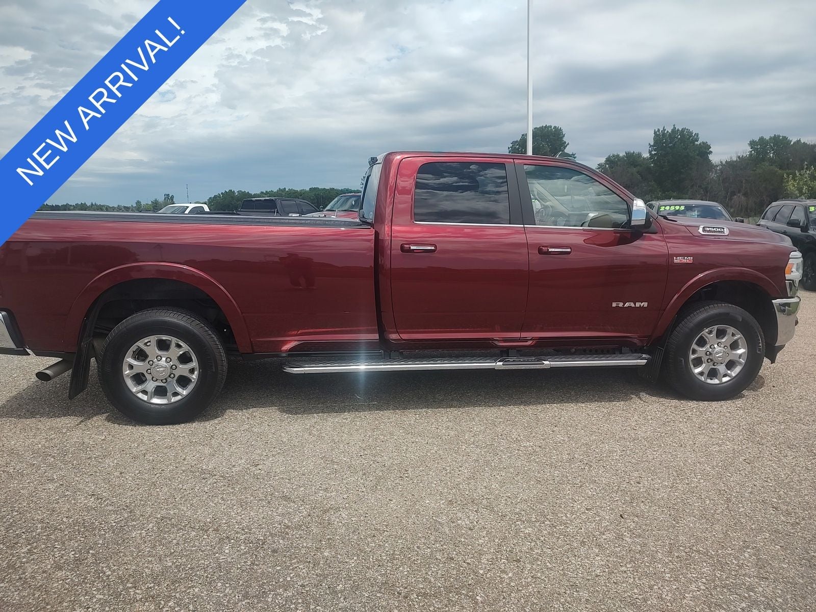 2019 RAM 3500 Laramie Crew Cab 4x4 8' Box