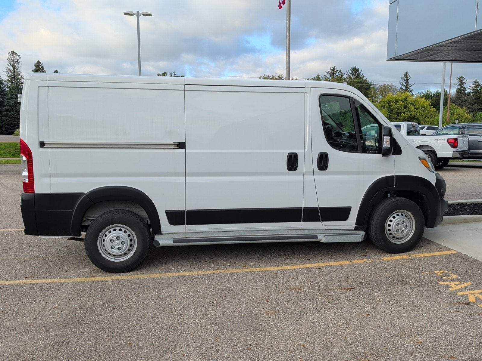 2025 RAM ProMaster 2500 Cargo Van Tradesman Low Roof 136' WB w/Pass Seat
