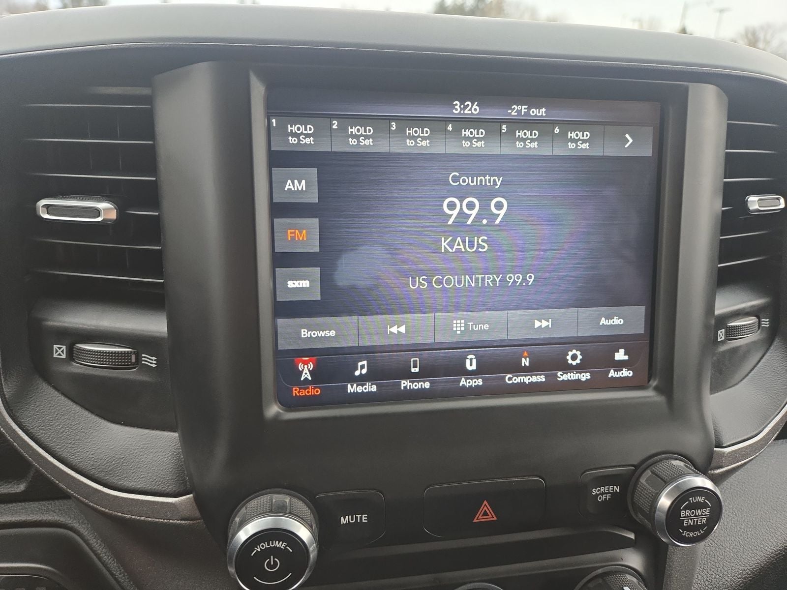 2020 RAM 2500 Tradesman Crew Cab 4X4 6'4' Box