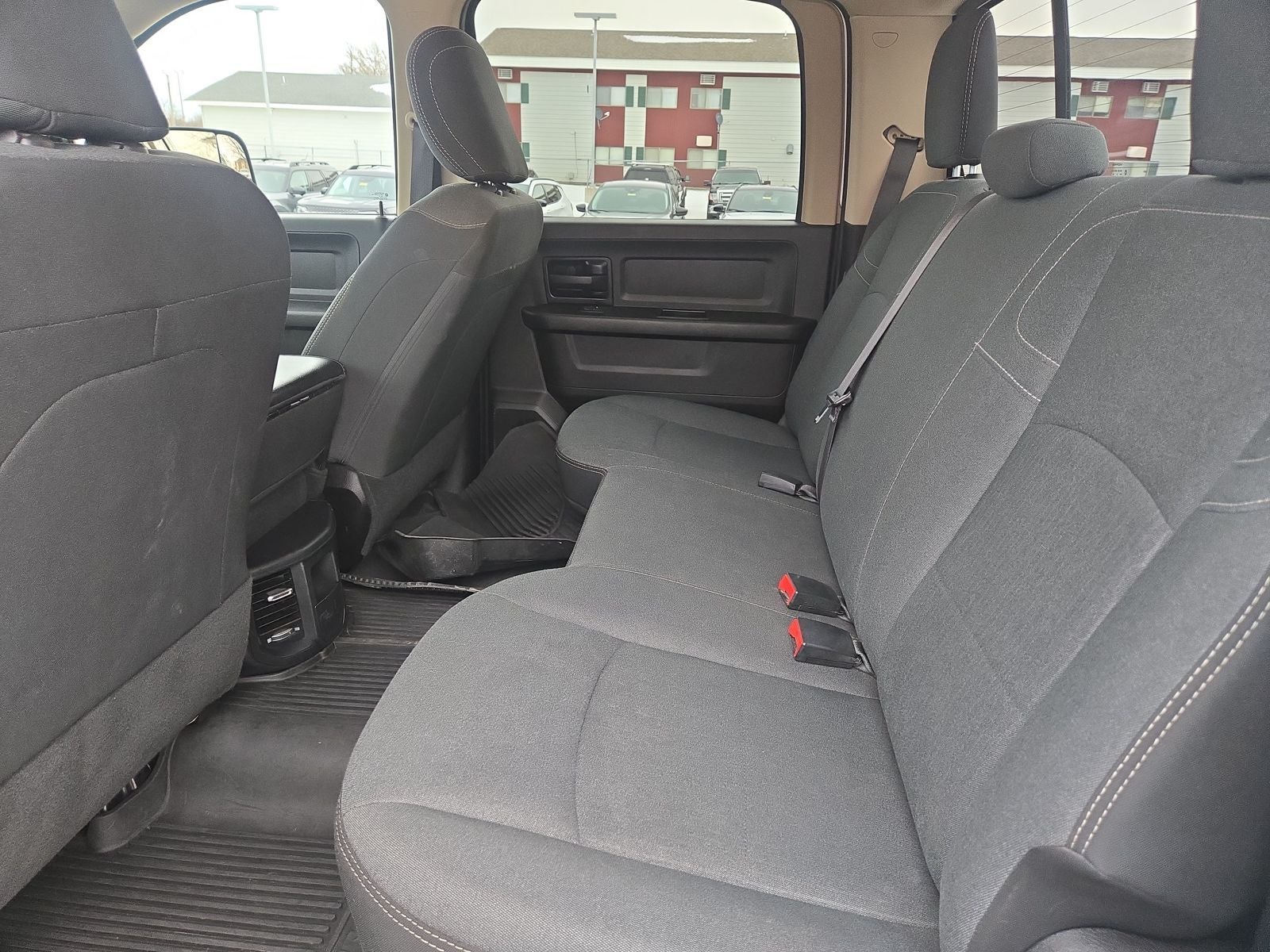 2020 RAM 2500 Tradesman Crew Cab 4X4 6'4' Box