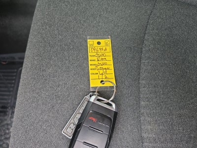 2020 RAM 2500 Tradesman Crew Cab 4X4 6'4' Box